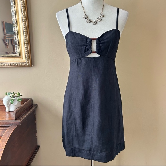 By Anthropologie Slim Mini Dress Black Linen Front Ring Cutout Size XS NWT - Picture 4 of 12